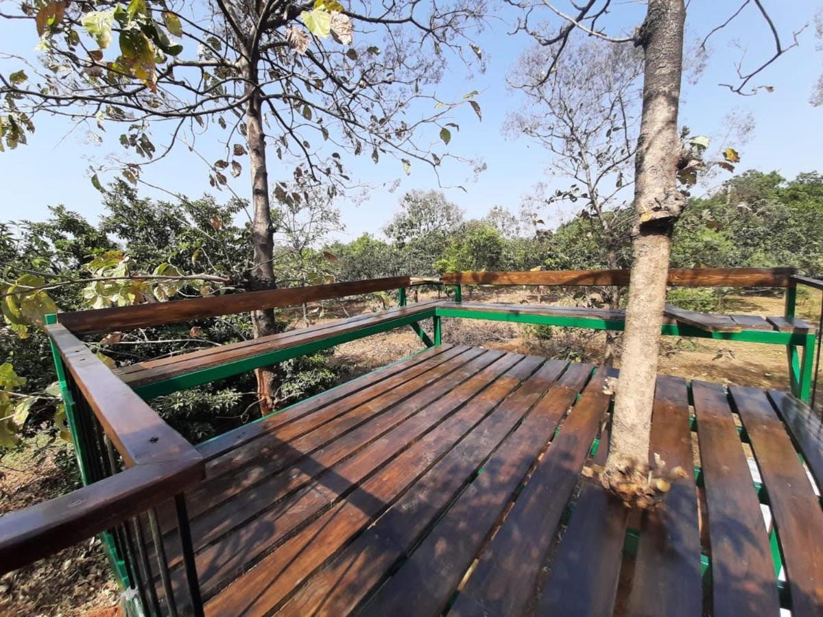 Hornbill Farm Resort 하이데라바드 외부 사진